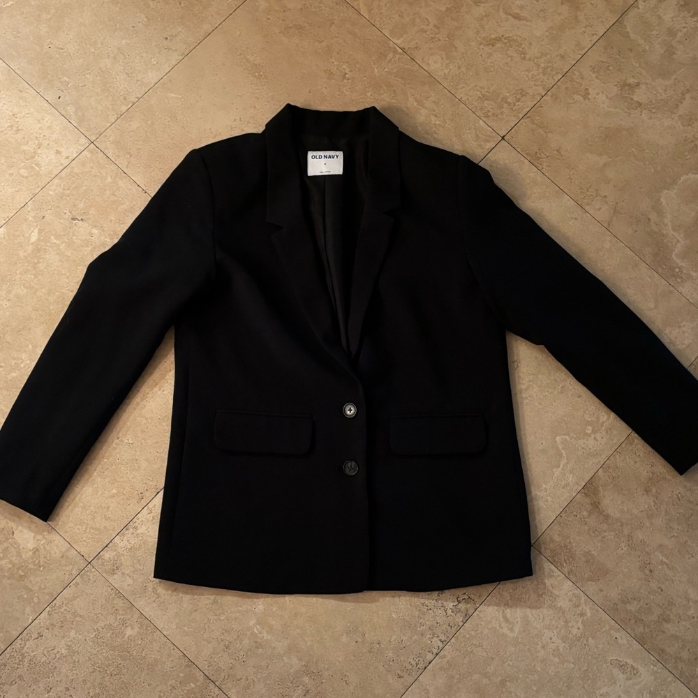 Like New, worn once, Old Navy Black Blazer